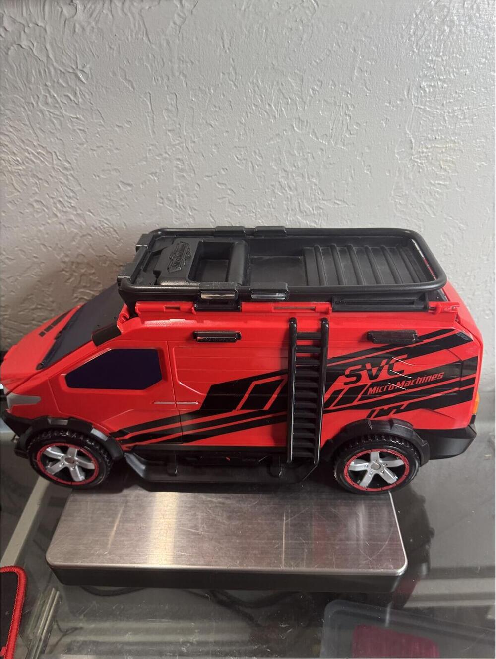 Tyco Micro Machines Red Adventure Van Playset